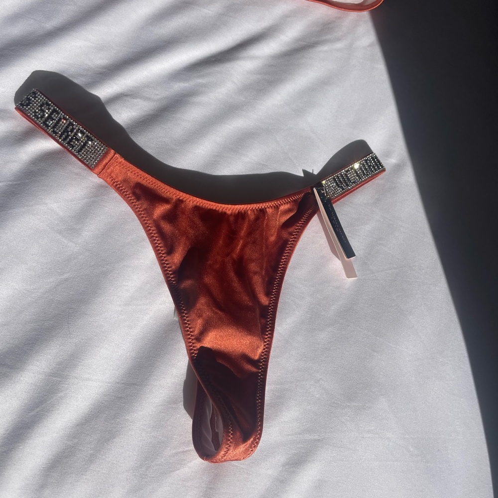 Bikini Set L/S - Picture 15 of 16